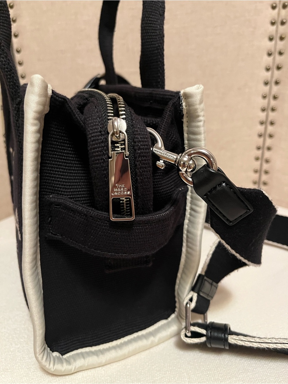 Marc Jacobs The Jacquard small Tote Bag Black - Picture 9 of 14